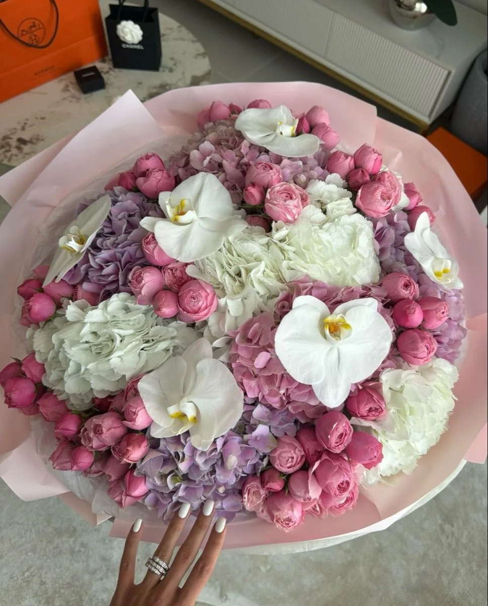 CORDELIA BOUQUET